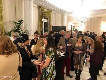Parisdə Azərbaycan qadınlarına həsr edilmiş kitabın təqdimatı olub - FOTO