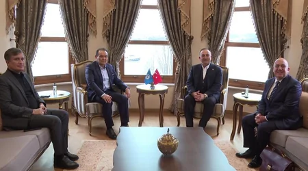 Mövlud Çavuşoğlu TDT-nin baş katibi ilə görüşüb