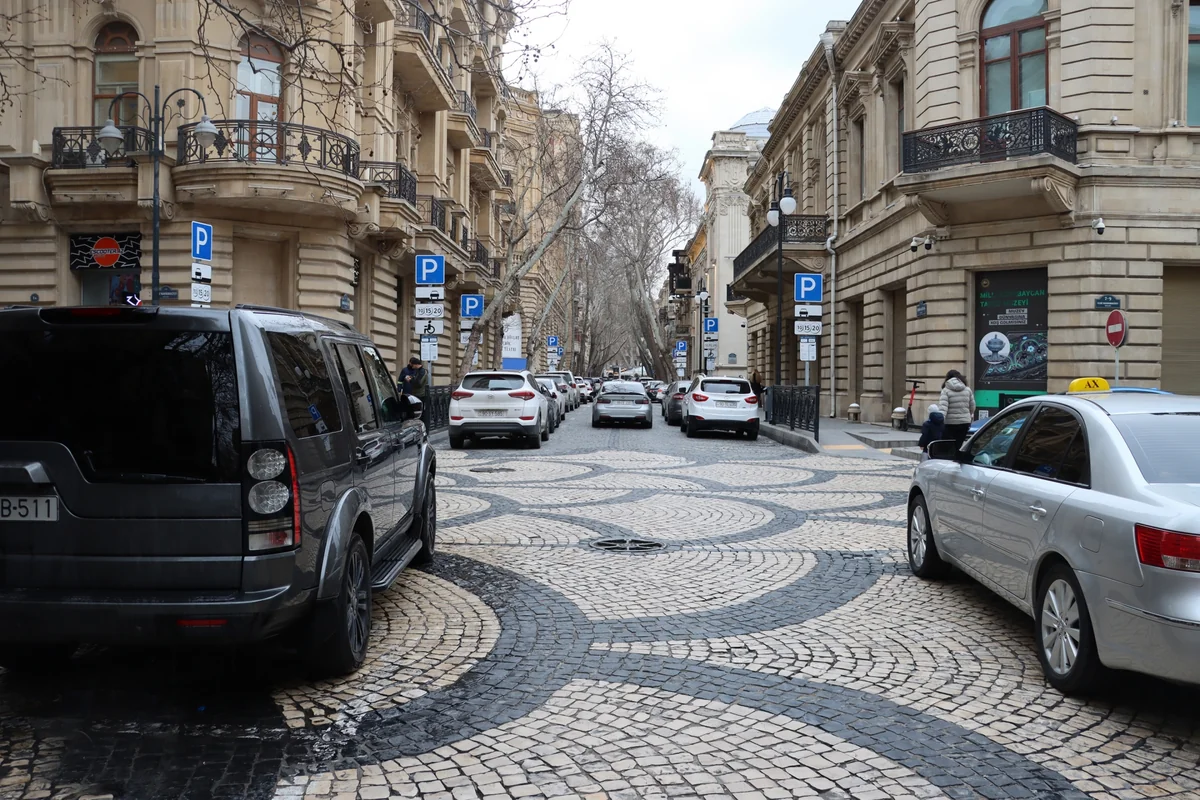 Bakıda Xaqani bağının yaxınlığındakı bəzi küçələrə avtomobillə giriş məhdudlaşdırılacaq