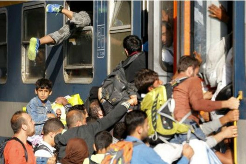 Miqrant Macarıstanda qeydiyyata düşməkdən imtina edir