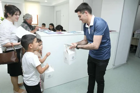 “Həmkardan həmkara qayğı ilə” layihəsinin növbəti mərhələsi Laçında keçirilib