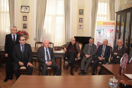 Xalq yazıçısı Anara Prezidentin Fəxri diplomu təqdim edilib