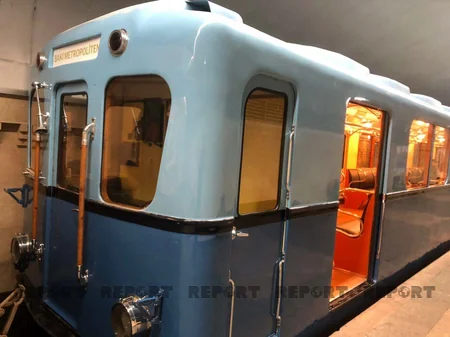 Metropolitendə yenidən retro vaqonlar nümayiş olunur