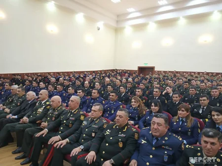 Silahlı Qüvvələrin Təlim və Tədris Mərkəzində Yolumuz Heydər Əliyev yoludur mövzusunda tədbir keçirilib