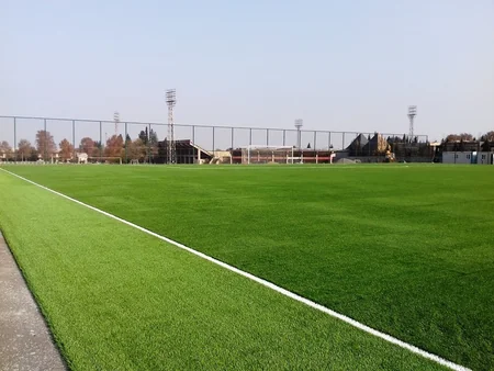 AFFA Gəncə şəhər stadionunda daha bir meydanın ot örtüyünü dəyişib