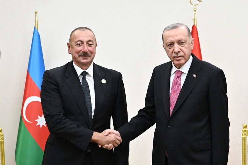 Aşqabadda İlham Əliyev Rəcəb Tayyib Ərdoğanla görüşüb