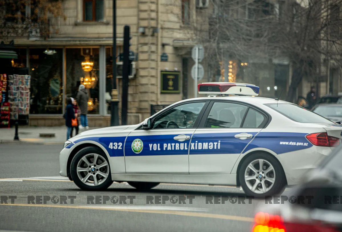 Yol polisi piyada keçidlərindən istifadə etməyənlərə müraciət edib