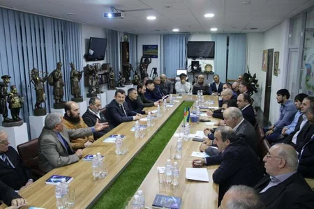 Ukrayna azərbaycanlıları həmrəylik toplantısında “Azərbaycan diasporu” kitabını təqdim ediblər