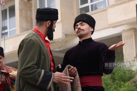 Baku hosts International Carpet Festival