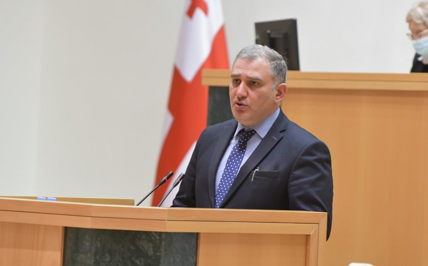 Gürcüstanın hakim partiyası azərbaycanlı gənclə bağlı açıqlama yayıb