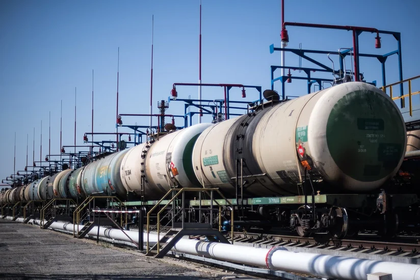 МЭА повысило прогноз роста спроса на нефть в этом году на 380 тыс. баррелей в сутки