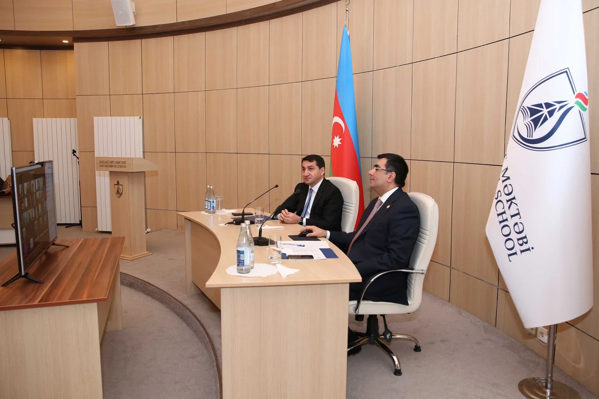 Hikmət Hacıyev BANM-də olub