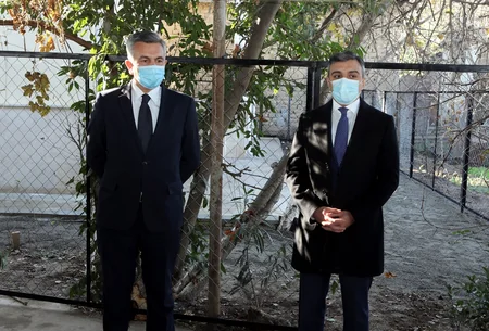 Daha 43 şəhid ailəsi və Qarabağ müharibəsi əlilinə ev verildi