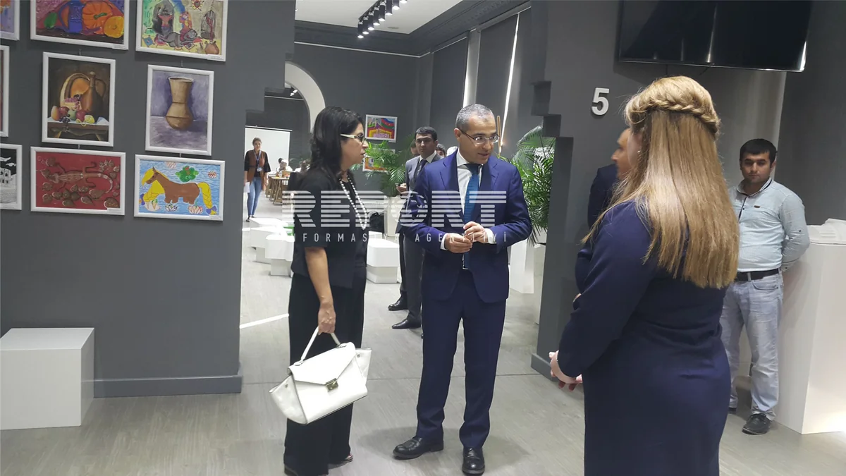 Təsviri sənət qalereyasının əsaslı təmirdən sonra açılışı olub