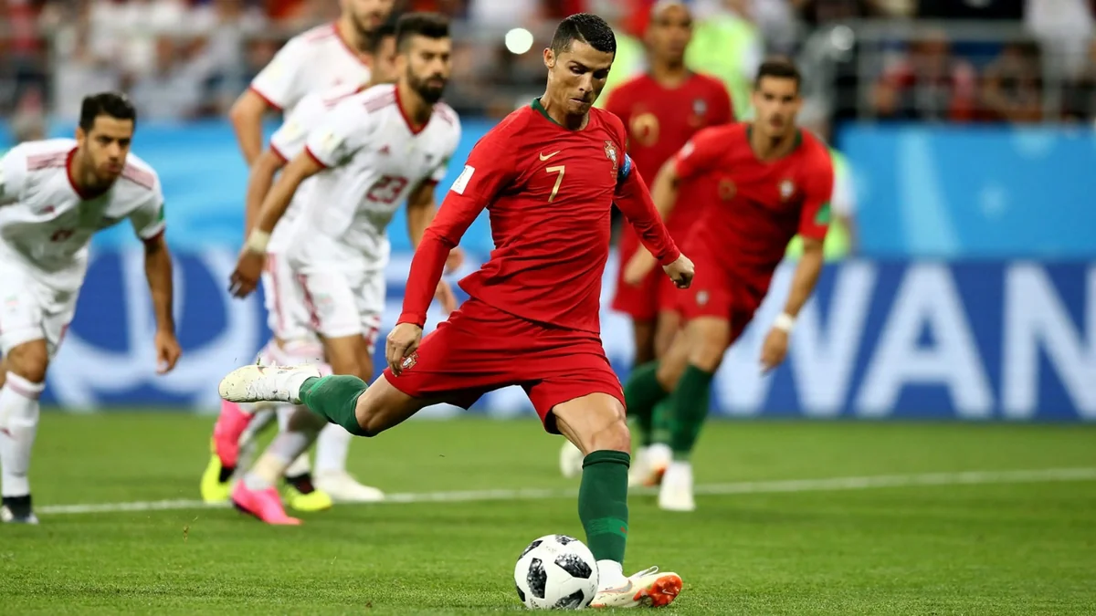 Futbol tarixində penaltidən ən çox qol vuran oyunçular müəyyənləşib
