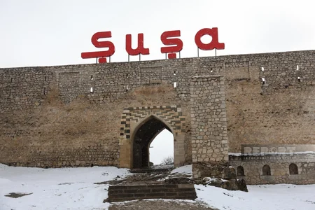 Participants of int'l Islamophobia conference visit Shusha fortress