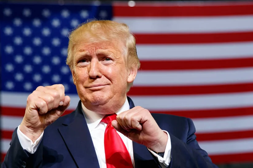 СМИ: Трамп заработал около $300 тыс. на продаже Библий