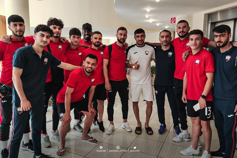 Avrokubok oyununda ağır zədə alan azərbaycanlı futbolçu Vətənə qayıdır