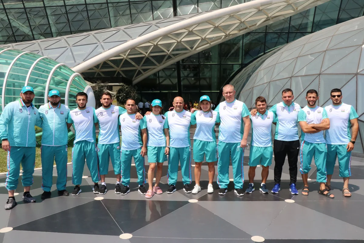 Азербайджанские борцы отправляются в Токио