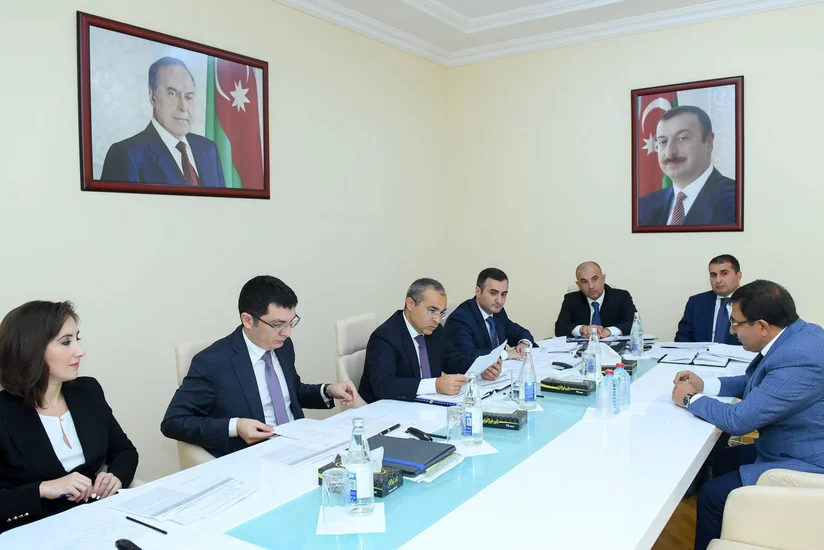 Vergilər naziri Şəmkirdə vətəndaşları qəbul edib