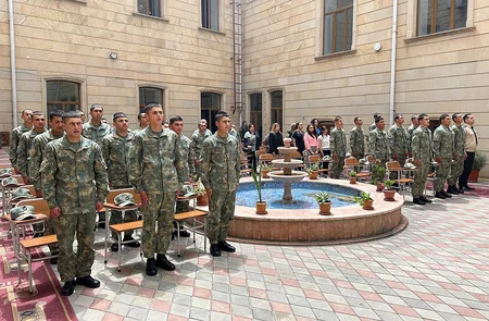 Müstəqillik Günü münasibətilə Azərbaycan Ordusunda silsilə tədbirlər keçirilib