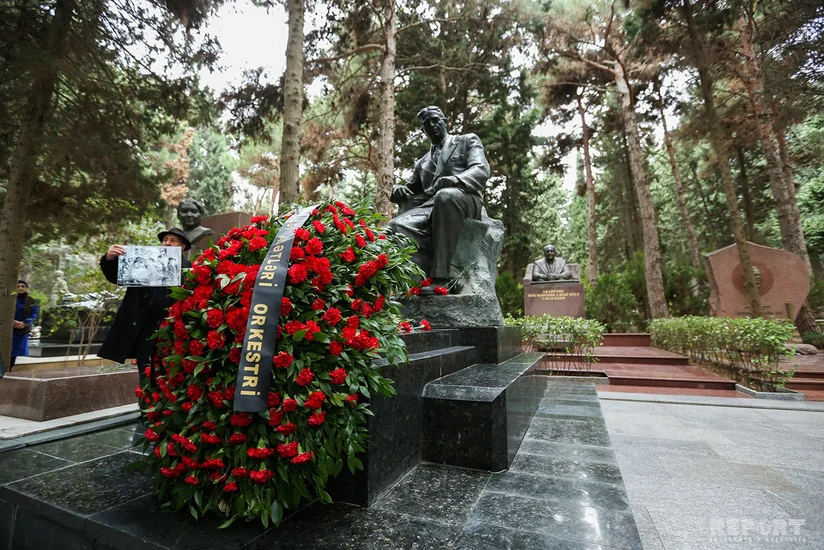 Dahi bəstəkar Üzeyir Hacıbəylinin xatirəsi yad edilib