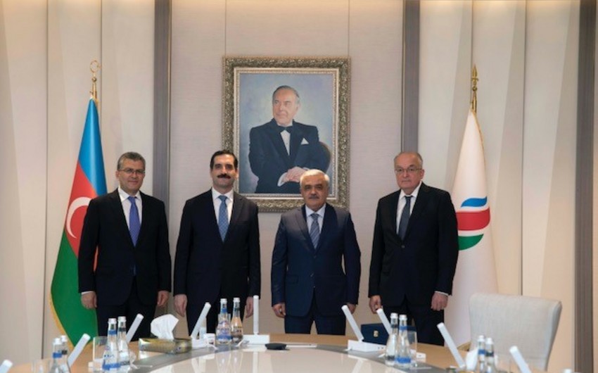 SOCAR-ın prezidenti Türkiyə səfiri ilə görüşüb