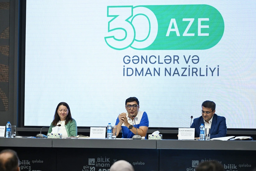 Fərid Qayıbov qitə və dünya çempionatlarında uğur qazanmış Azərbaycan idmançıları ilə görüşüb