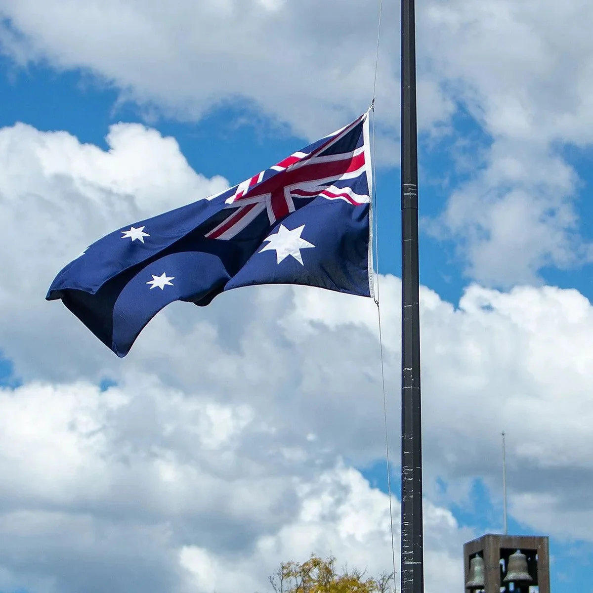 Australia sends diplomats to Azerbaijan-Iran border to assist citizens with evacuation