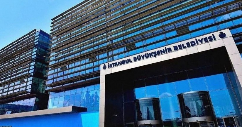 İstanbul Böyükşəhər Bələdiyyəsinə qarşı korrupsiya istintaqı çərçivəsində səkkiz nəfər həbs olunub