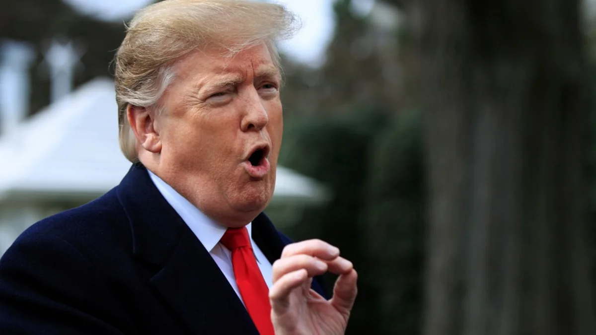 Трамп признал, что обсуждал Байдена с Зеленским