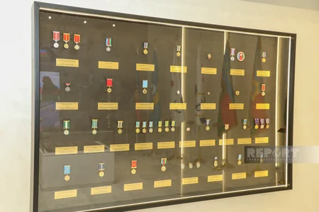 Dövlət Bayrağı Meydanındakı yenilənmiş Bayraq Muzeyi təqdim edilib
