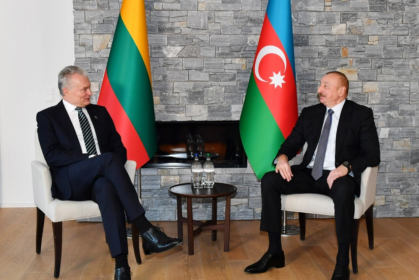 Azərbaycan və Litva prezidentləri Davosda görüşüblər - YENİLƏNİB
