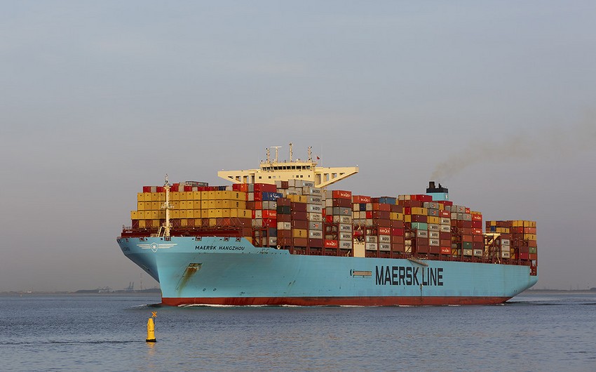 Qırmızı dənizdə “Maersk” şirkətinin konteyner gəmisi raketlə vurulub