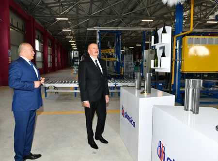 Prezident Sumqayıt Kimya Sənaye Parkında açılış və təməlqoyma mərasimlərində iştirak edib