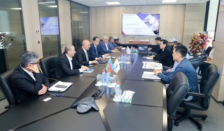 Azərbaycan Avstraliya və Çin şirkətləri ilə gəmilərin inşası sahəsində gələcək əməkdaşlıq planlarını müzakirə edib
