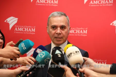 “AmCham”: “Elektron imza” ilə bağlı vəziyyət rəqəmsal bankçılığa mane olur