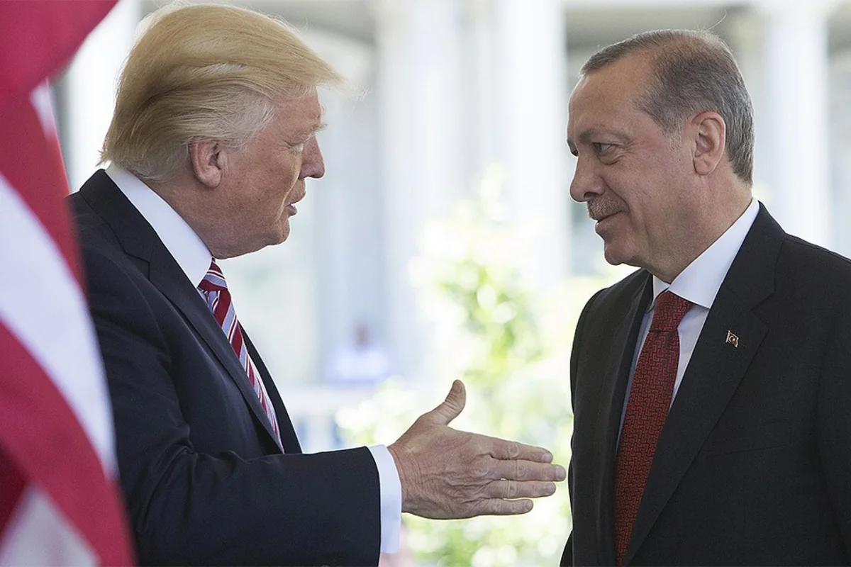 Трамп пригласил Эрдогана посетить Вашингтон