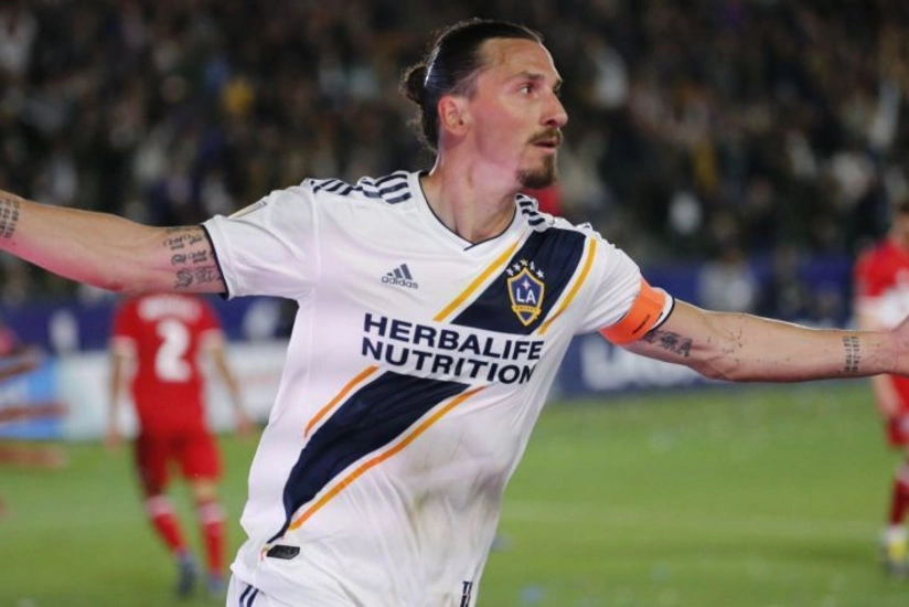 Ибрагимовичу установят памятник в Швеции