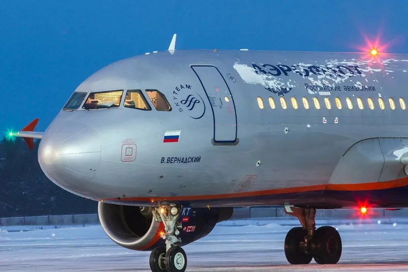 Rusiyada aeroporta enən təyyarənin salonunda yanğın baş verib