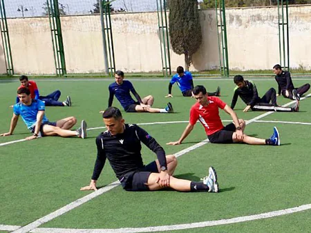 Главный физиотерапевт УЕФА провел тренинг для азербайджанских судей