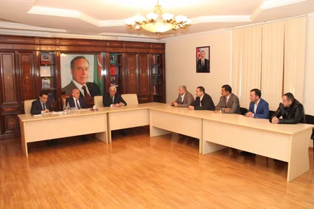 Mübariz Qurbanlı Yevlaxda vətəndaşları qəbul edib