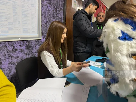 Polling station chair in Khazar Second Constituency No. 13: Citizens freely exercise their right to vote