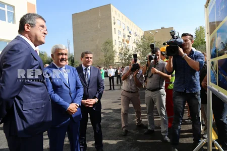 ​SOCAR prezidenti neftçilərə yeni mənzillərin orderlərini təqdim edib