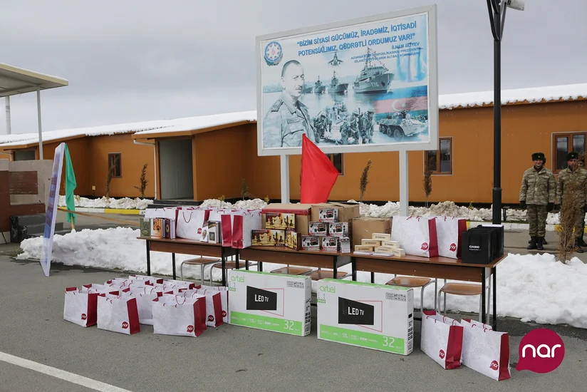 Nar отметил Новруз байрамы вместе с солдатами в прифронтовой зоне