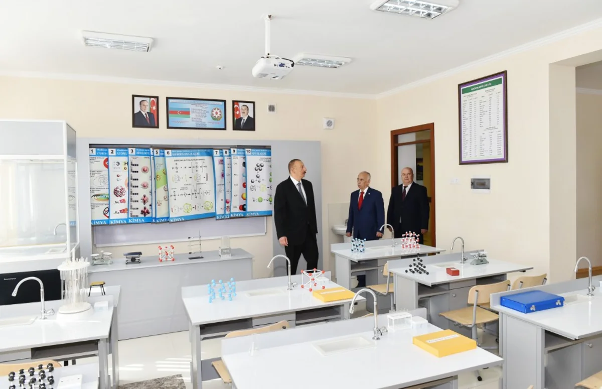 Prezident İlham Əliyev Bakıda 257 nömrəli məktəbin yeni korpusunun açılışında iştirak edib - YENİLƏNİB