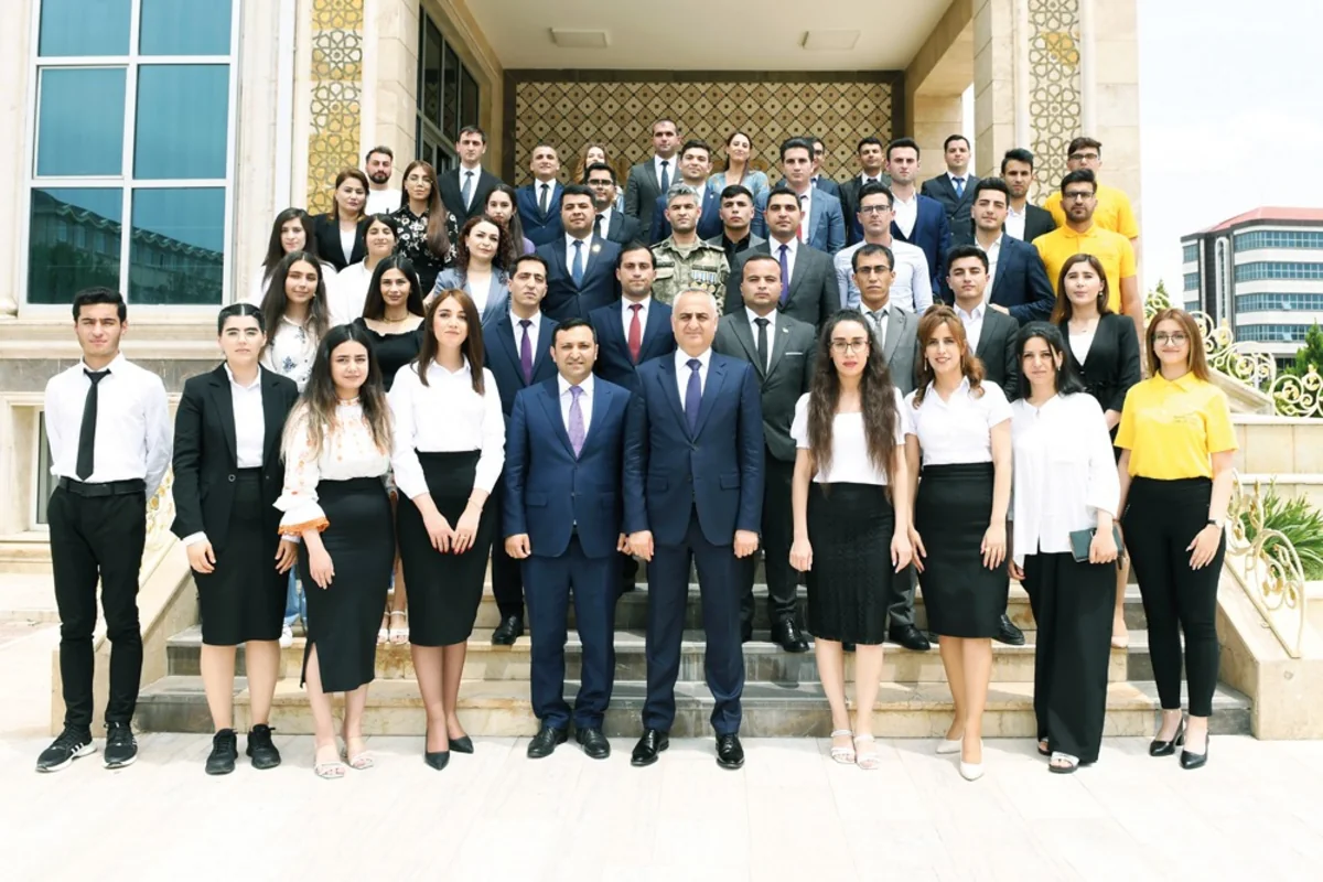Prezidentin Naxçıvandakı səlahiyyətli nümayəndəsi gənclərlə görüşüb