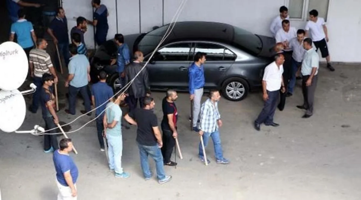 ​İstanbulda avtovağzala silahlı basqın edilib
