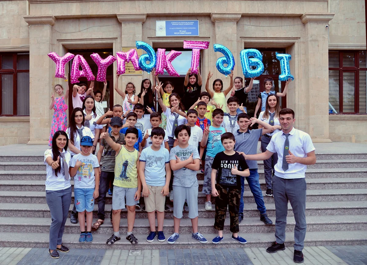 Bakıda təşkil olunan “Yay məktəbi”nin ll mərhələsinə start verilib