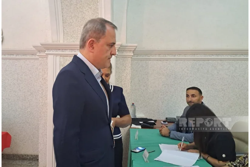 Azerbaijani FM casts his vote in snap parliamentary elections